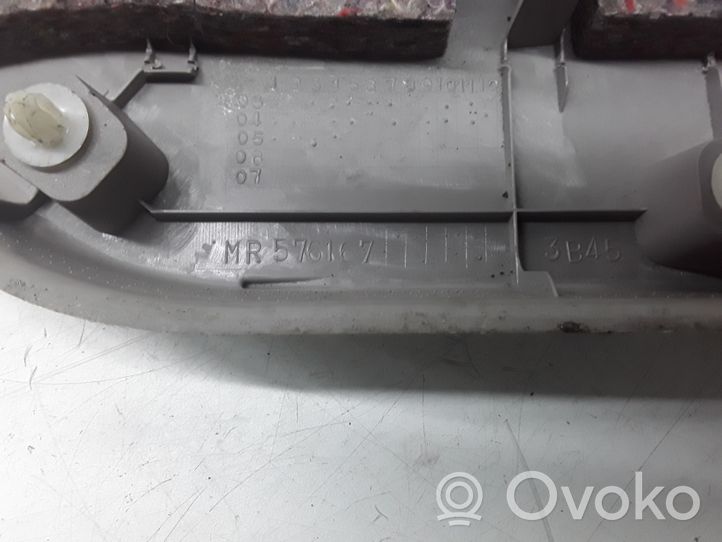 Mitsubishi Grandis Altra parte interiore MR576167