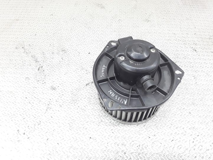 Nissan Sunny Pulseur d'air habitacle 4755030352