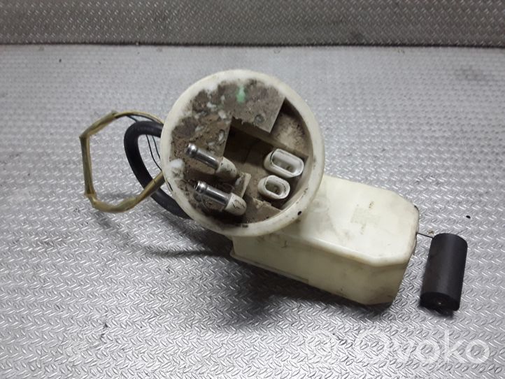 Nissan Primera Pompe à carburant 991741077