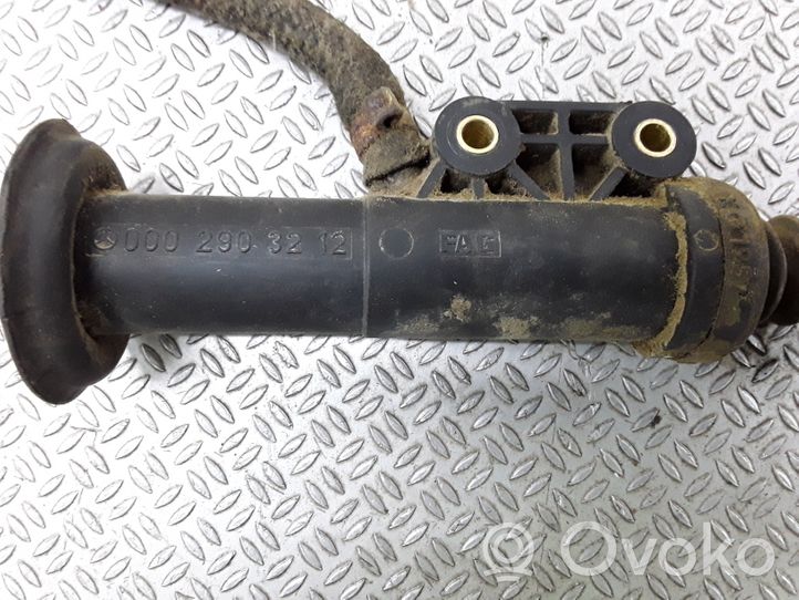 Volkswagen II LT Główny cylinder sprzęgła 0002903212