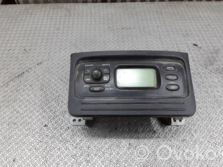 Toyota Yaris Verso Panel / Radioodtwarzacz CD/DVD/GPS 8611052121