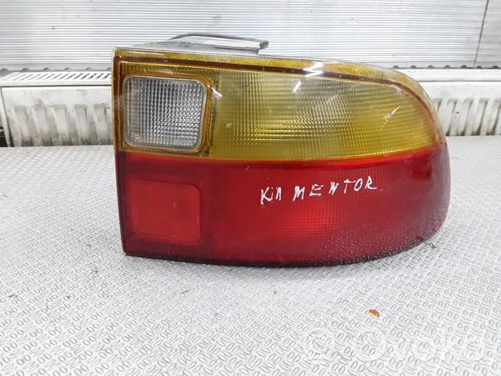 KIA Mentor Luci posteriori 0K21151140R