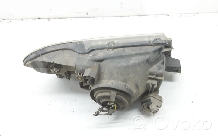 Mitsubishi Pajero Faro/fanale E139652