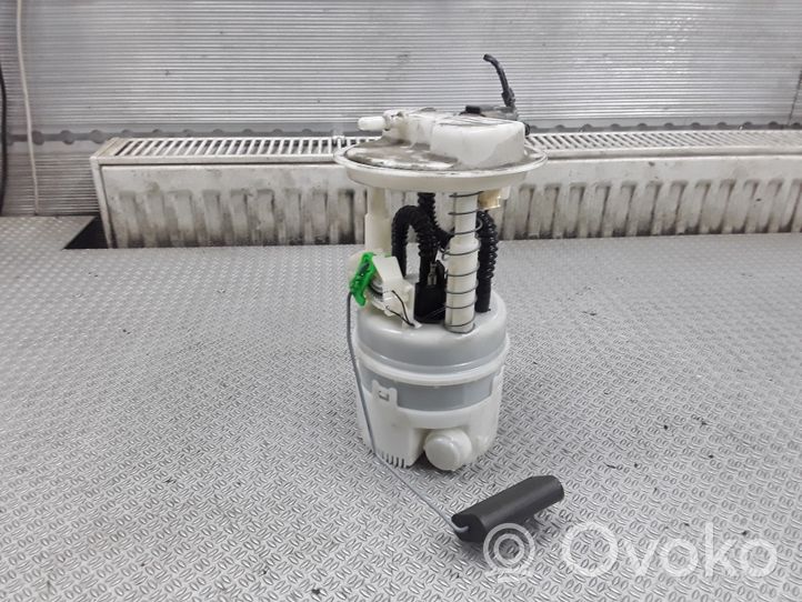 Renault Modus Pompe à carburant 8200725022