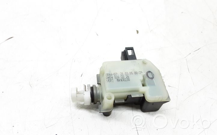 Smart ForFour I Verrouillage du bouchon du réservoir de carburant A4548200326