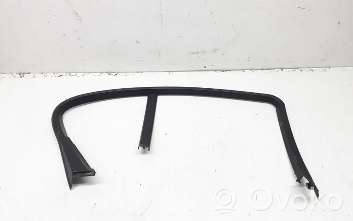 BMW 7 E65 E66 Moulures des vitres de la porte arrière 8223755