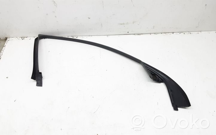 BMW 7 E65 E66 Rivestimento modanatura del vetro della portiera anteriore 8223820