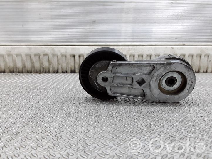 Opel Signum Napinacz paska alternatora 