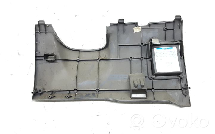 Toyota Avensis T220 Verkleidung Armaturenbrett Cockpit unten 5543205030