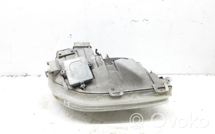 Mercedes-Benz S W220 Phare frontale A2208200761