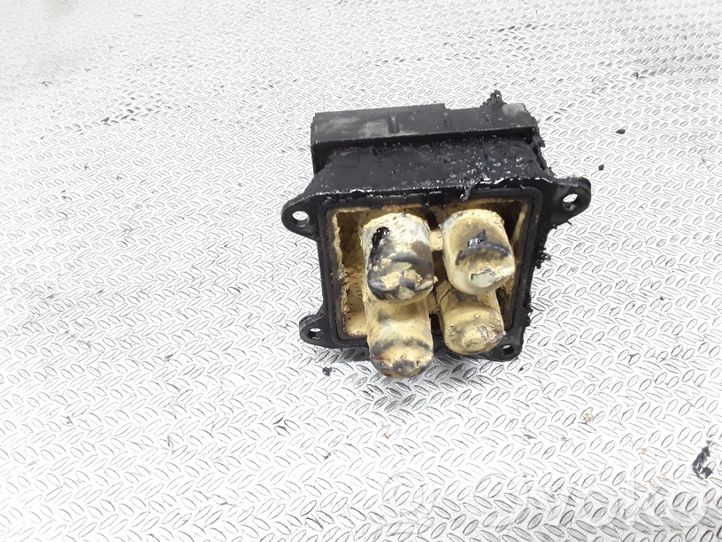 Heater store booster w203
