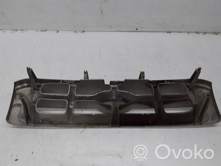 Ford Ranger Grille calandre supérieure de pare-chocs avant UH7750710