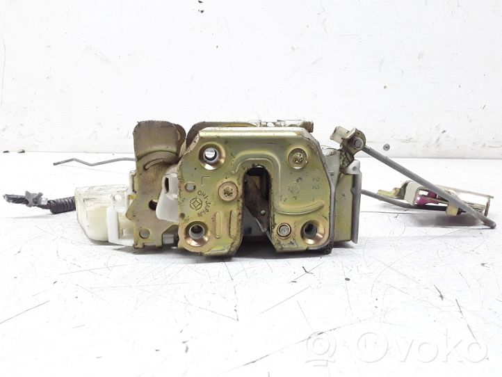 Nissan Navara D22 Front door lock 