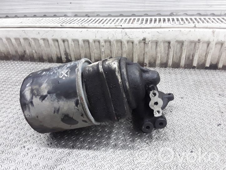 Volvo S70  V70  V70 XC Supporto di montaggio del filtro dell’olio 074115417E