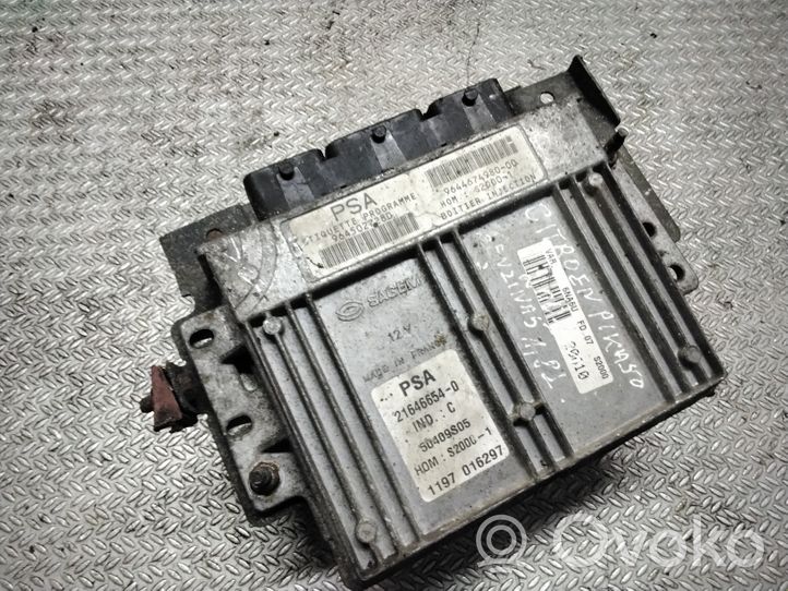 Citroen Xsara Picasso Variklio valdymo blokas 21646654