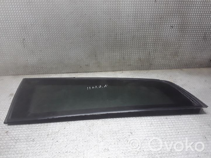 Honda Accord Rear side window/glass 