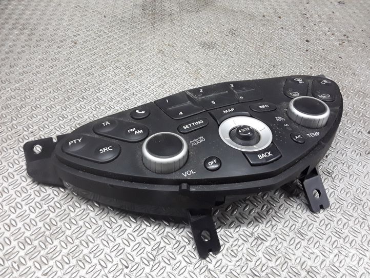 Nissan Primera Console centrale, commande de multimédia l'unité principale 28395BA000