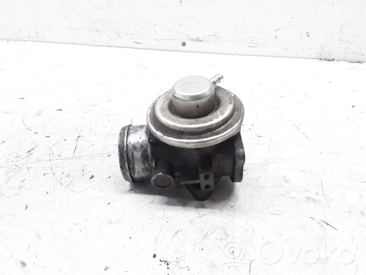 Volkswagen Polo III 6N 6N2 6NF EGR valve 038131501E