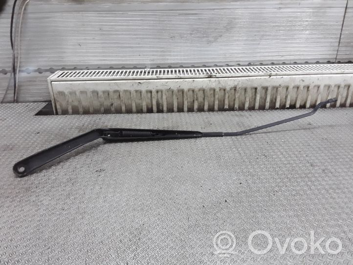 Ford Fusion Front wiper blade arm 2N1117526BC