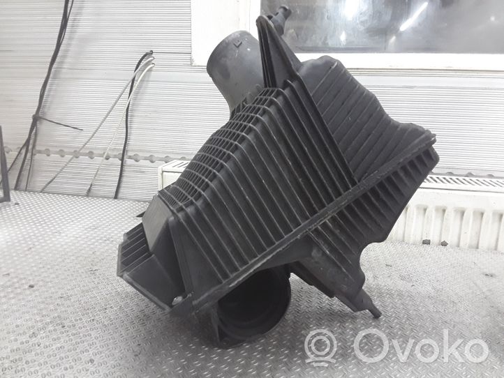 Renault Megane II Scatola del filtro dell’aria 8200369798