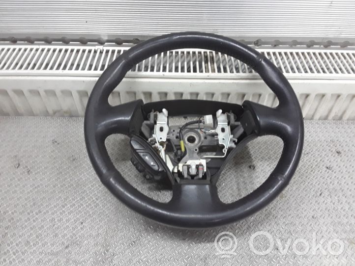 Toyota Corolla Verso E121 Volant 
