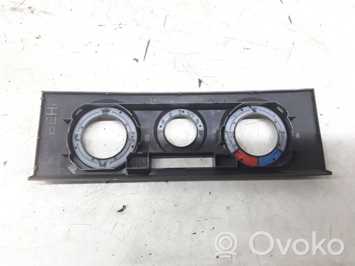 Skoda Fabia Mk1 (6Y) Panel klimatyzacji / Ogrzewania 6Y0820075