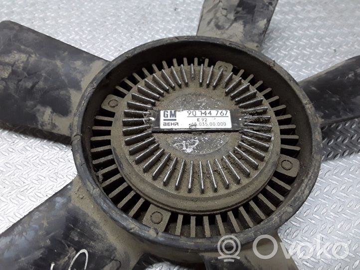 Opel Omega B1 Hélice moteur ventilateur 90144767