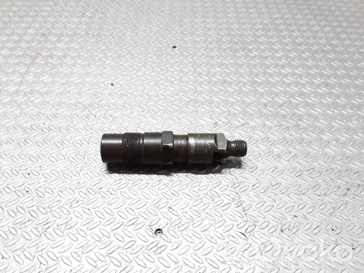 Volkswagen Polo II 86C 2F Injecteur de carburant 031130201A