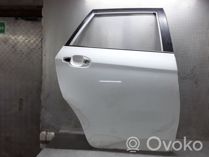 Toyota Verso-S Rear door 