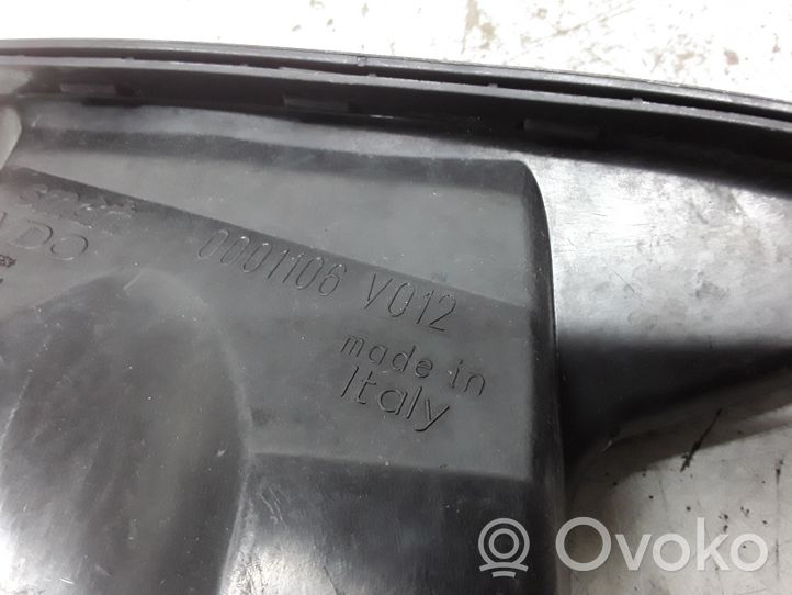 Smart ForTwo I Część rury dolotu powietrza 0001106V012