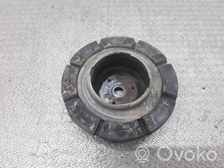 Volkswagen Transporter - Caravelle T5 Support de jambe de force supérieur avant 