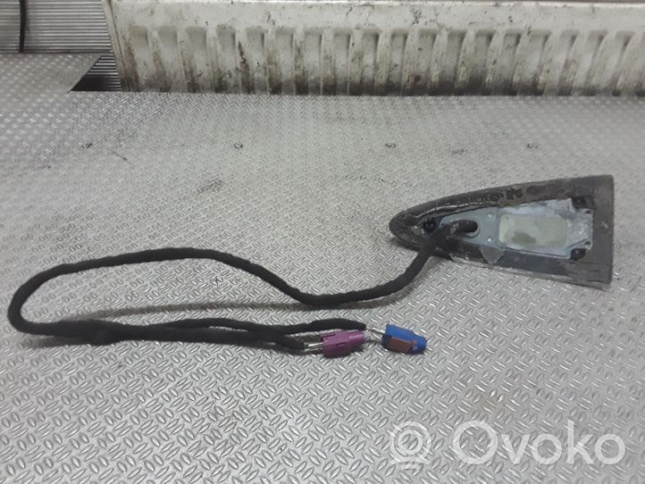 BMW 7 E65 E66 Cache enjoliveur d'antenne de toit (GPS) 