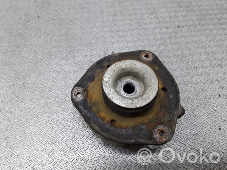 Volkswagen Touran I Front upper strut mount 