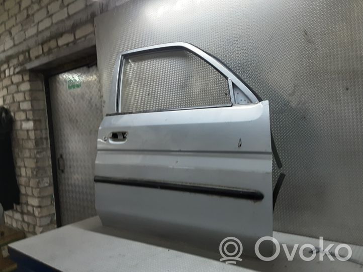 Mazda Demio Porte avant 