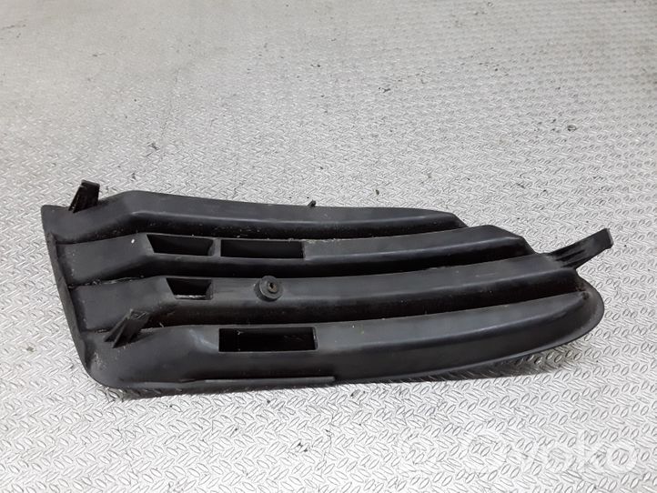 Volkswagen Golf Plus Mascherina inferiore del paraurti anteriore 5M0853666