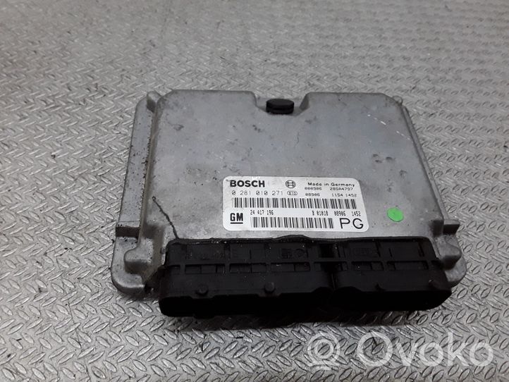 Opel Vectra B Moottorin ohjainlaite/moduuli 0281010271