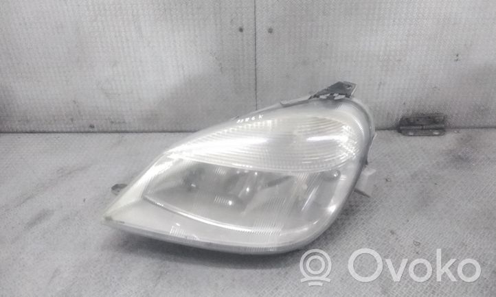 Mercedes-Benz Vaneo W414 Lampa przednia A4148200061