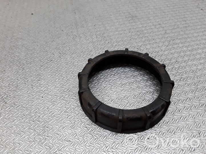 Nissan X-Trail T30 Bague de verrouillage pour réservoir de carburant 1734379900