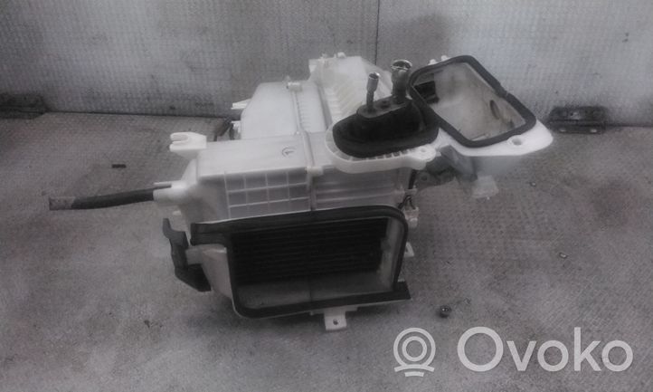 Toyota Echo Scatola climatizzatore riscaldamento abitacolo assemblata 8703052170