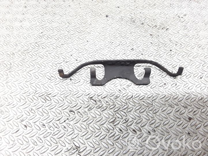 BMW 5 E39 Rear brake pad spring 