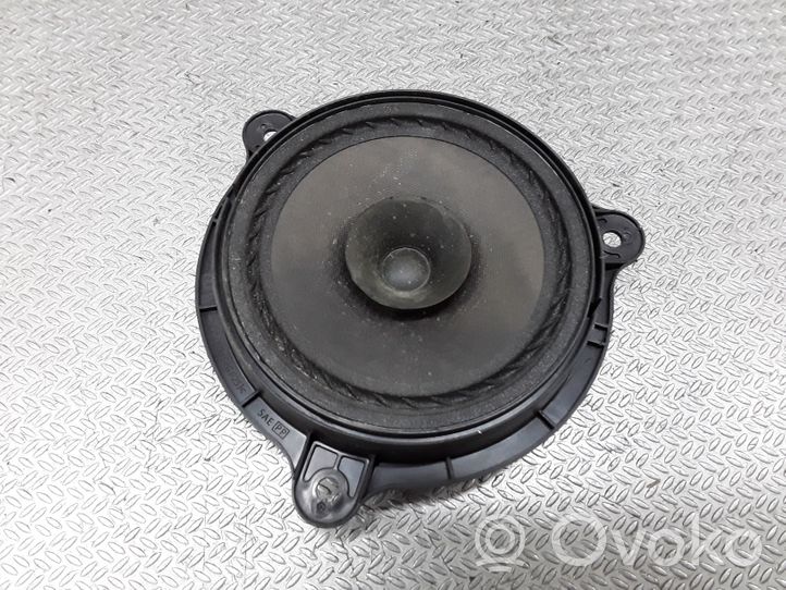 Nissan Micra Altoparlante portiera anteriore 28156EE500