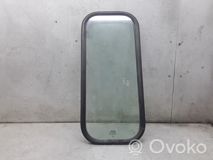 Fiat Ducato Side middle window/glass 