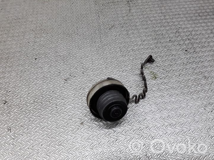 Mitsubishi Colt Tappo del serbatoio del carburante 