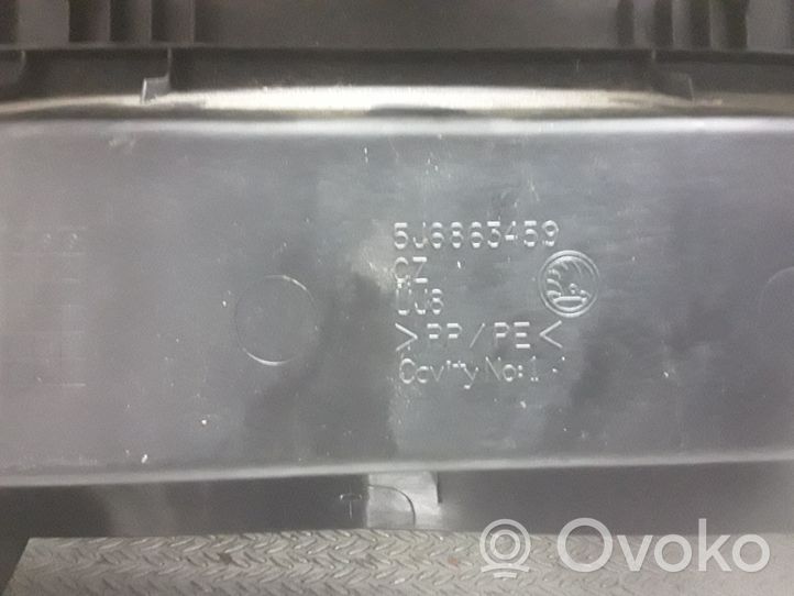 Skoda Fabia Mk2 (5J) Rivestimento di protezione sottoporta del bagagliaio/baule 5J6863459