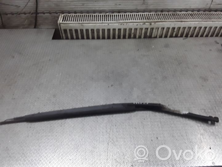 BMW 5 E39 Windshield/front glass wiper blade 