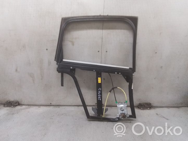 Audi A2 Takaoven manuaalinen ikkunan nostin 8Z0839753A