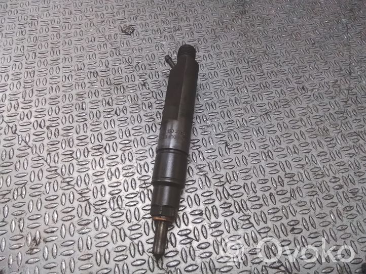 Volkswagen Polo Injecteur de carburant 028130203F