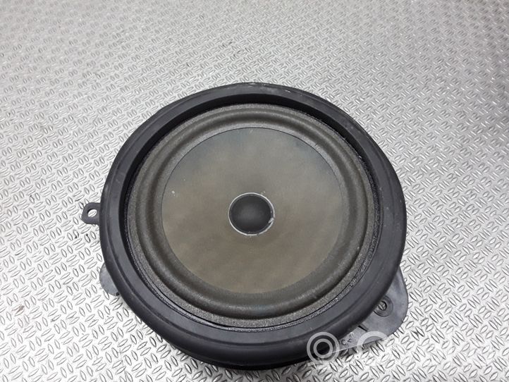 Audi A3 S3 A3 Sportback 8P Rear door speaker 8P0035411B