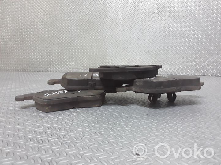 Volkswagen PASSAT B6 Brake pads (front) 