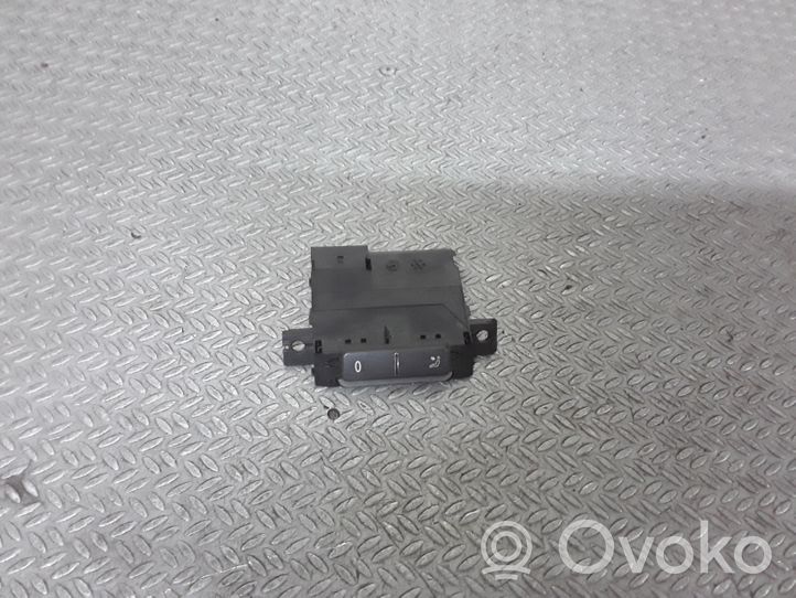 Volkswagen Phaeton Interior fan control switch 3D0919815L